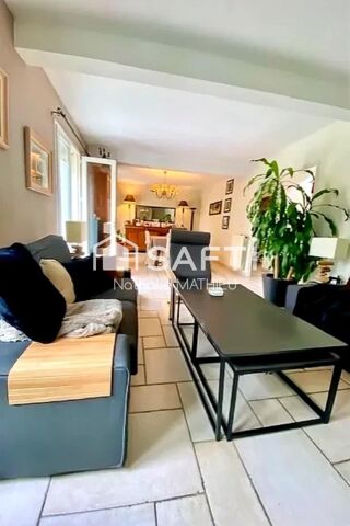  Maison  vendre 6 pices 145 m