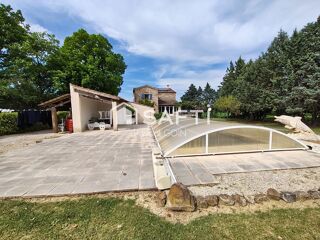  Maison � vendre 9 pi�ces 217 m�