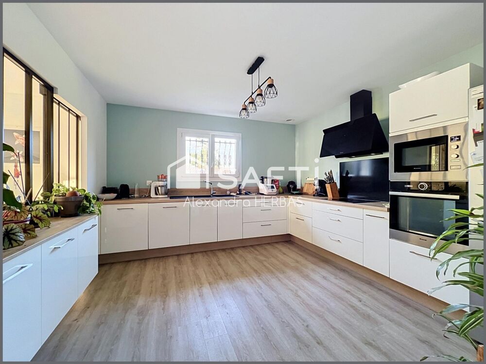 Vente Maison CESTAS – PROCHE BOURG – 4 CHAMBRES – PISCINE – FORT POTENTIEL Cestas