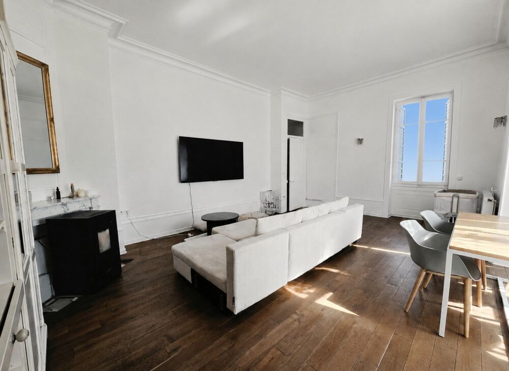 !105 m2 de charme dans un environnement paisible