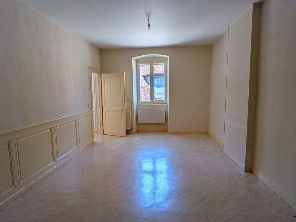 Location Appartement appartement 3 pieces SALINS LES BAINS Salins-les-bains