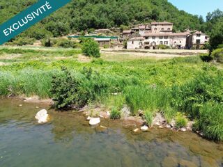  Maison à vendre 15 + pièces 372 m²