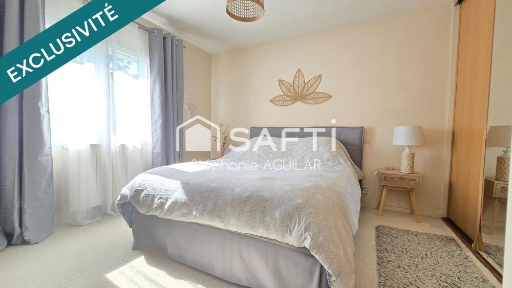 plain pied, 4 chb, 2 sdb,2 WC, garage, piscine