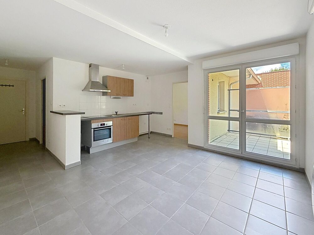 Idéal investisseur  Appartement T2 vendu loué avec stationnements.