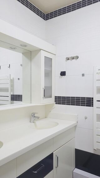  Appartement � vendre 4 pi�ces 83 m�