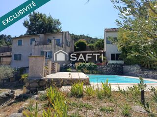  Maison à vendre 13 pièces 232 m²