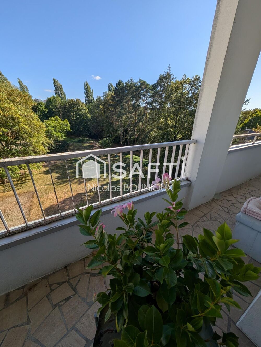 Vente Appartement appartement 5 pièces 3 chambres, ascenseur parking Poitiers