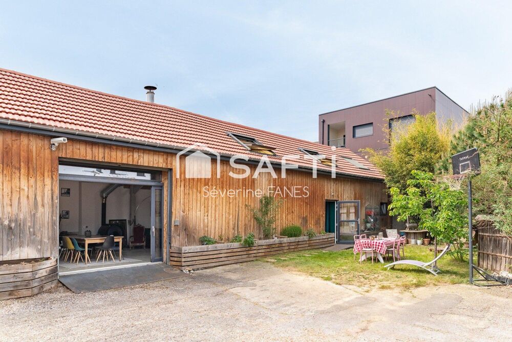 Vente Maison LOFT EXCEPTIONNEL 280 M2 TOIT CATHEDRALE+ 2 DEPENDANCES BIEN RARE A ROUEN Rouen
