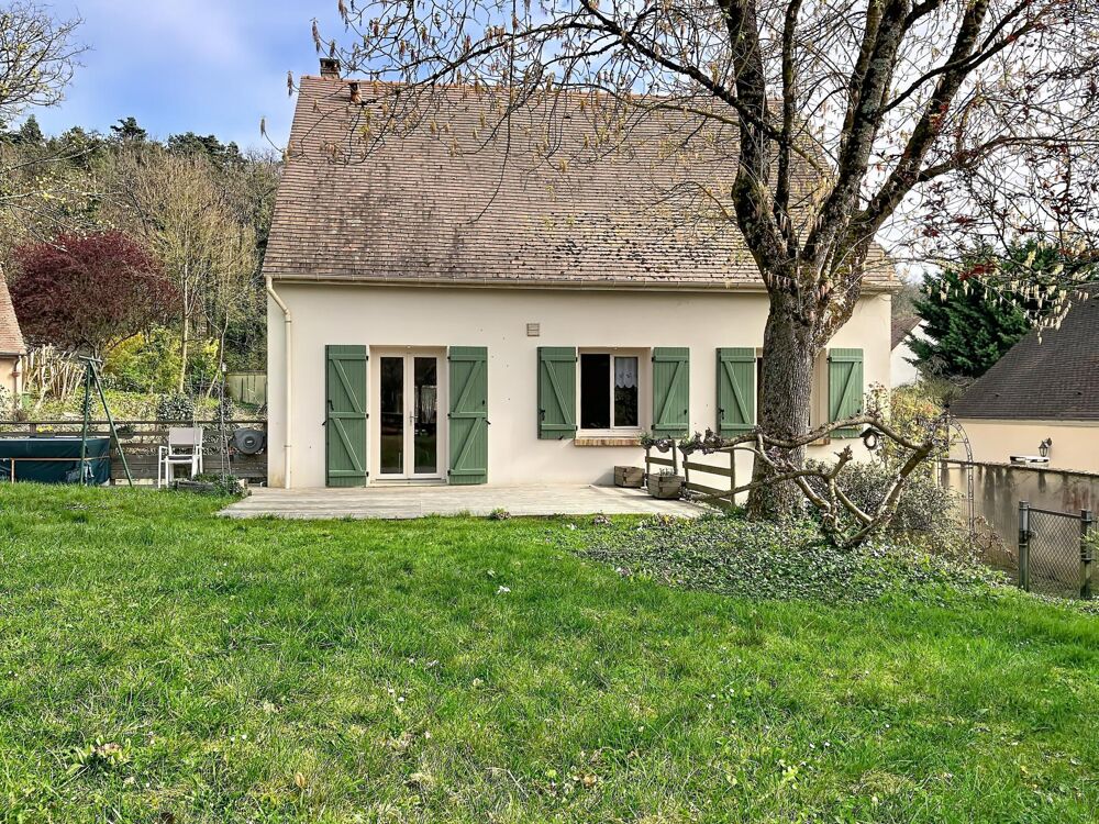 Maison individuelle sous sol total 3 chambres possibilite 4