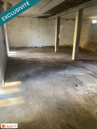  Immeuble à vendre 417 m²