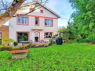  Maison � vendre 8 pi�ces 219 m�