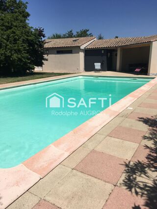  Maison � vendre 9 pi�ces 202 m�