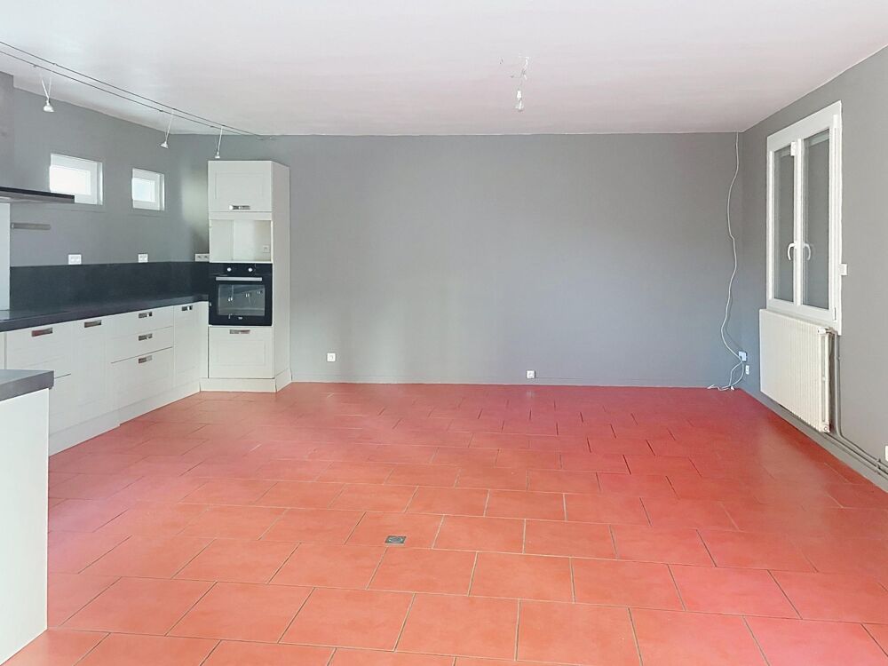 Vente Maison Maison 4 chambres et bureau a Cognac Cognac