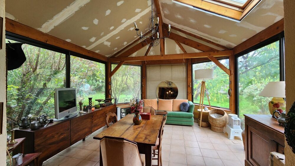 Vente Maison Maisonnette refuge de 2 chambres, dans un écrin végétal proche des commodités, doublée d'un potentiel de division parcellaire Paray-le-monial