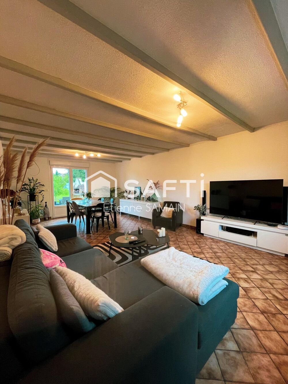 maison comtemporaine proche de toutes commodités
