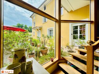  Maison  vendre 10 pices 345 m