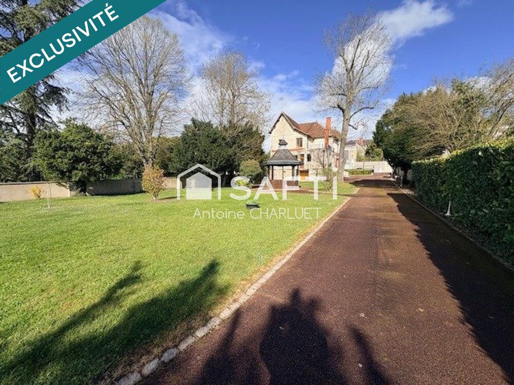 PERLE RARE EN CENTRE VILLE DE CHÂTILLON-SUR-INDRE ! 206 m²  6 chambres  Beaux volumes  Terrain 2152 m²