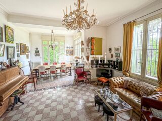  Maison à vendre 15 + pièces 430 m²