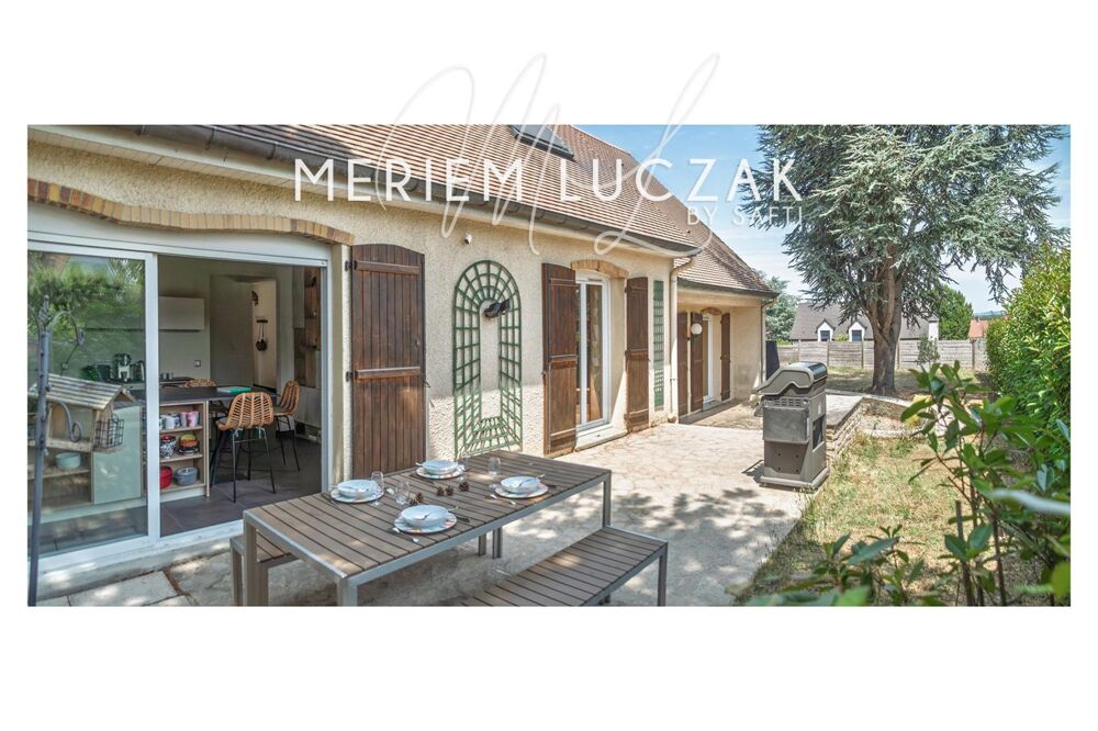 CHAMBOURCY  Belle maison familiale de 204 m² sur grand terrain arboré