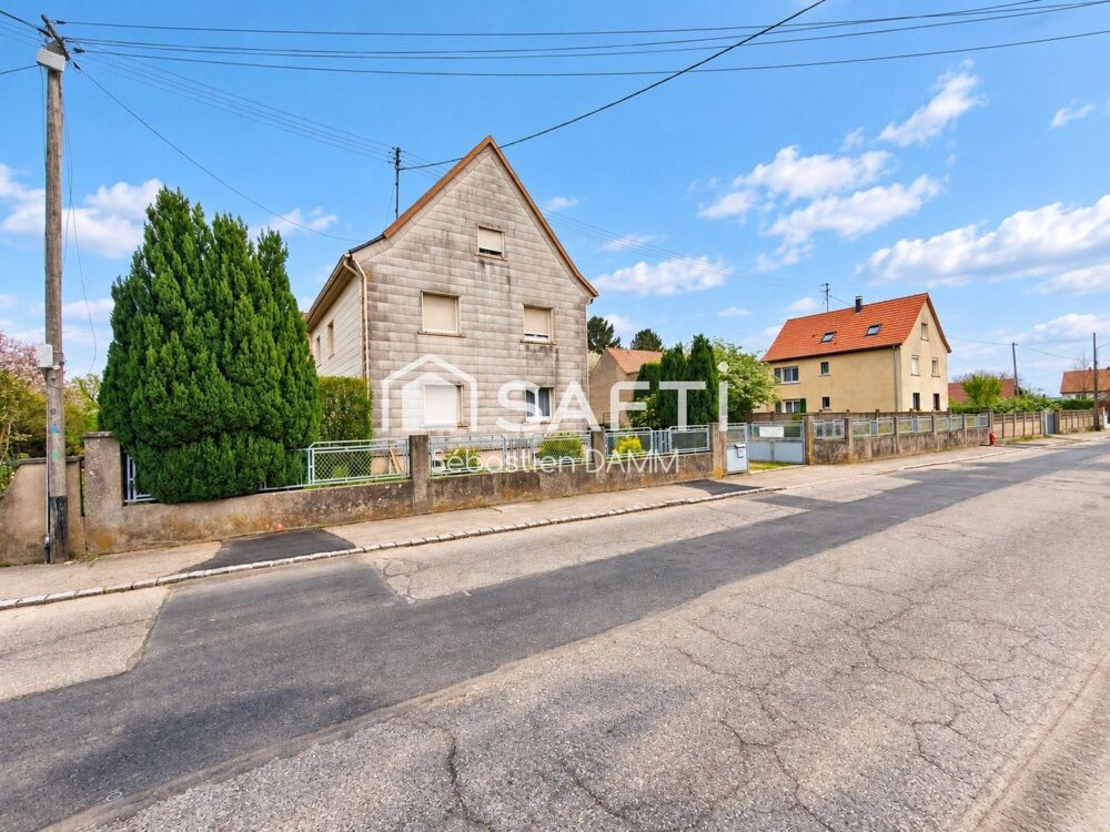 Vente Maison MAISON 150 M², GRANGE 200 M², DÉPENDANCES ET TERRAIN DE 1 973 M² DONT ENVIRON 800 M² CONSTRUCTIBLES Reiningue