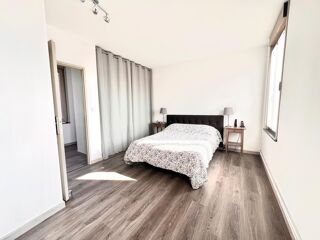  Maison � vendre 9 pi�ces 205 m�