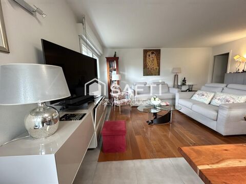   Boves, appartement compos� de 3 chambres, grand jardin clos, garage double. Appartement - 4 pi�ce(s) - 92 m�