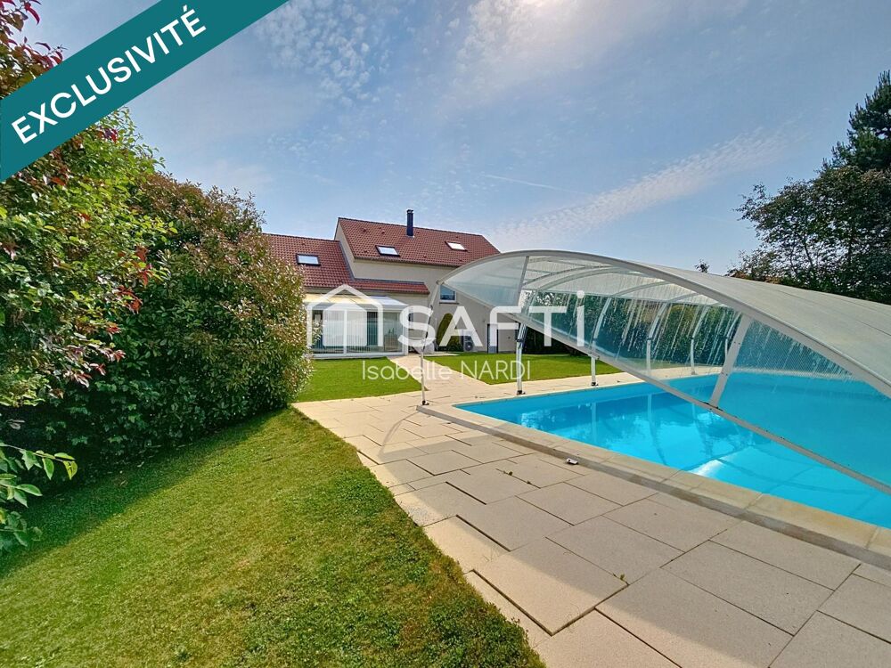 Maison familiale avec piscine dans un cadre paisible à Rugy