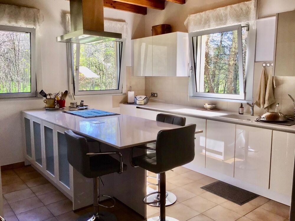 Vente Maison Maison 130 m2 sur plus de 5 hectares de bois et prairie. Plaisance