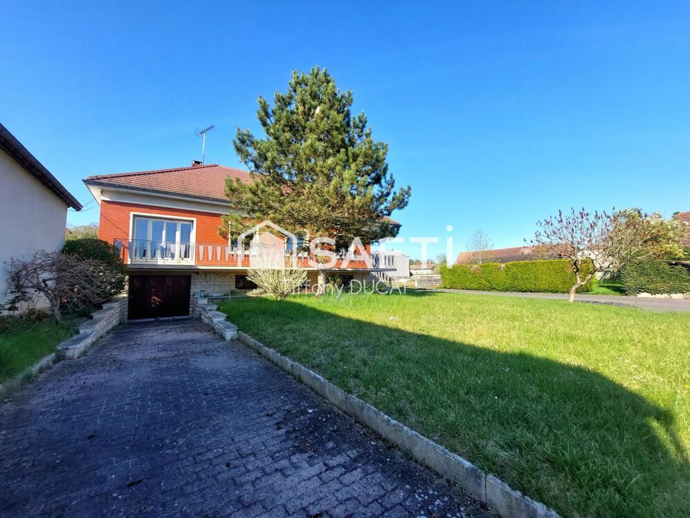 Vente Maison Maison 3 chambres avec local commercial et bâtiments Courtenot