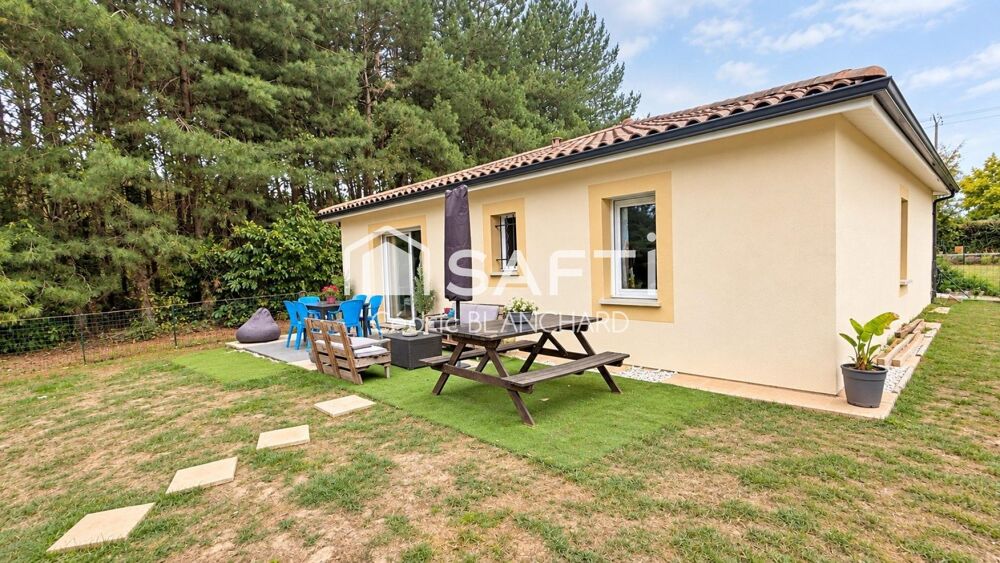 Maison récente 95 m²  3 chambres  grand terrain verdoyant