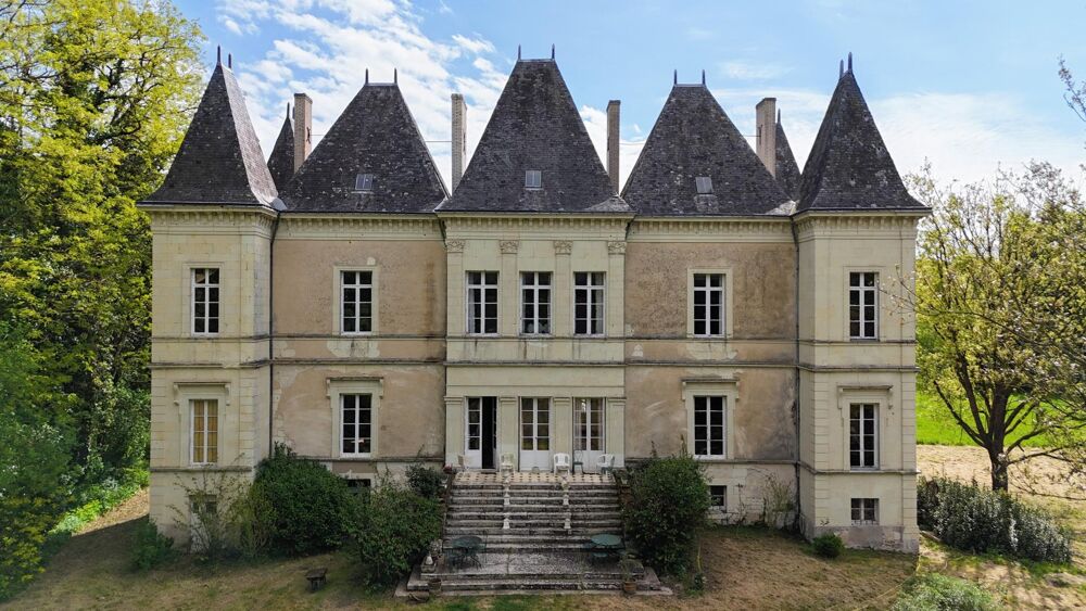 à vendre  Propriété/château Neuillé (49680)
