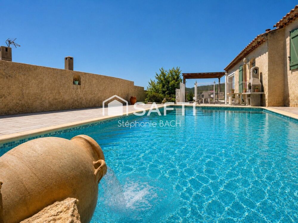 Le luxe du quotidien à Ceyreste : une maison provençale baignée de lumière, où chaque journée a comme un parfum de vacances.