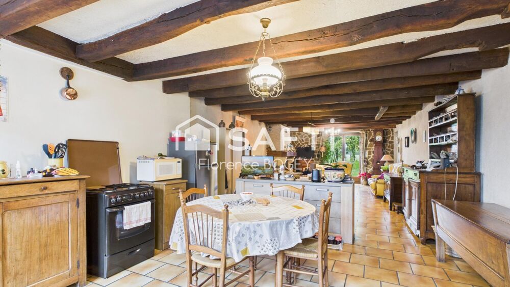 Vente Maison Magnifique hameau de trois maisons avec dépendances et plus de cinq hectares attenants. Val d oire et gartempe