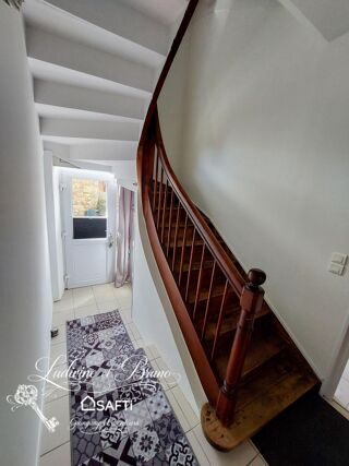  Maison à vendre 15 + pièces 320 m²