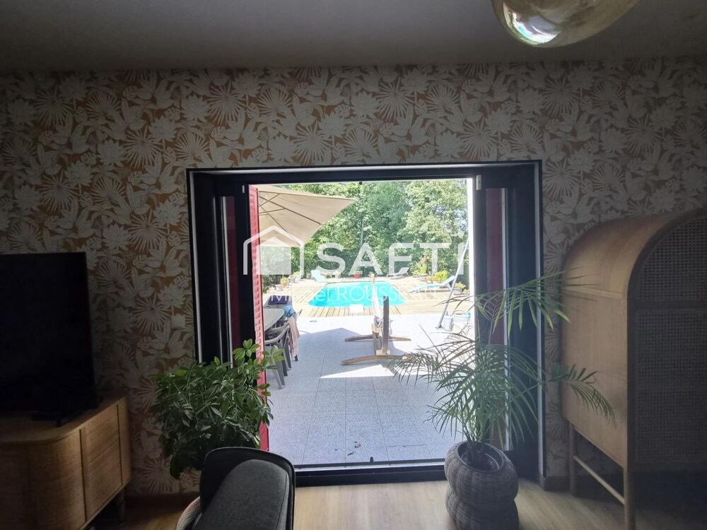 Vente Maison Grande maison contemporaine avec piscine en bord de foret et proche d'un axe, Poitiers à 10 minutes. Montamise