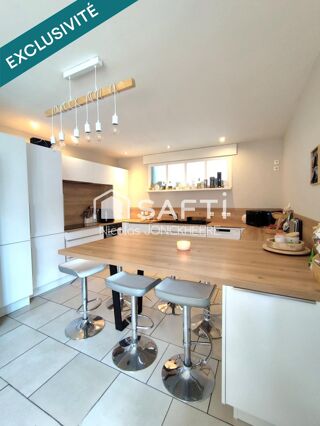  Maison � vendre 8 pi�ces 210 m�