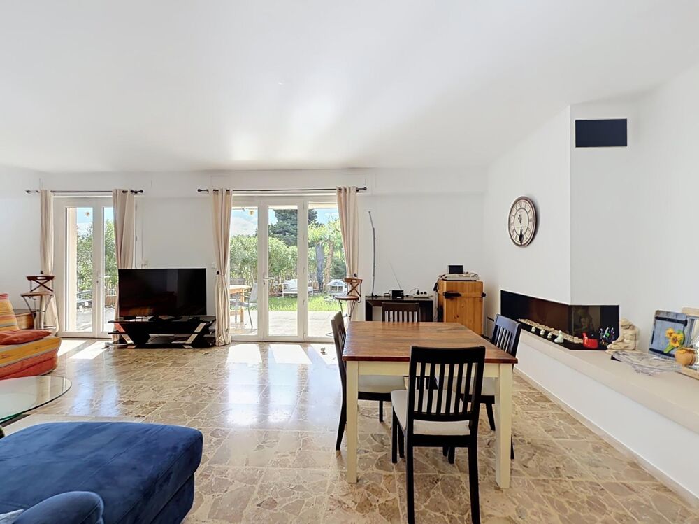 Vente Appartement EXCLUSIVITÉ – SANARY-SUR-MER – APPARTEMENT T3 EN REZ-DE-JARDIN À 10 MINUTES À PIED DU PORT Sanary-sur-mer
