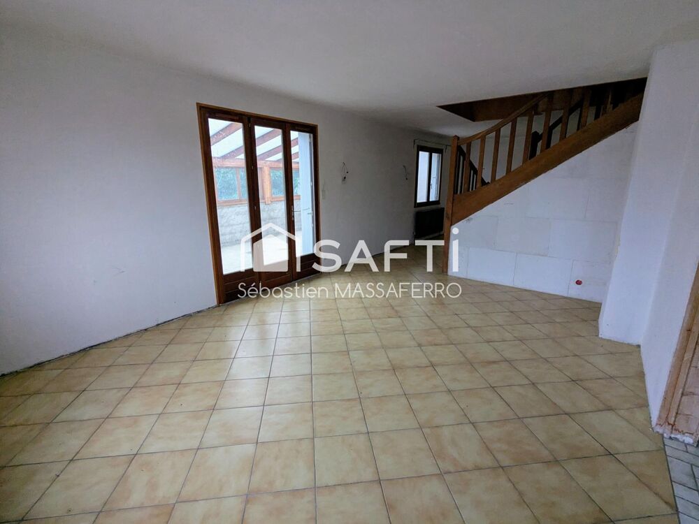 Vente Maison Grande maison familiale à terminer Beaulieu-sur-loire