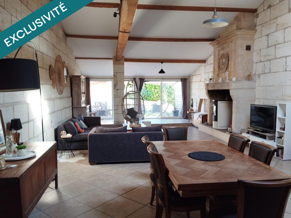 Vente Maison Maison 6 pièces de 203m2 sur 1200m2 de terrain piscinable. Villegouge