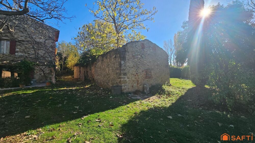 � vendre  Maison Villecroze (83690)