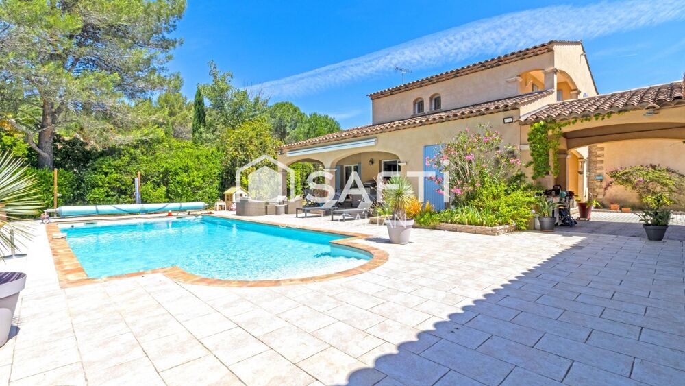 Vente Maison Une propriété familiale au cœur d'un cadre privilégié Roquebrune-sur-argens