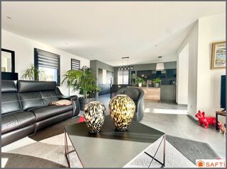  Maison � vendre 8 pi�ces 212 m�