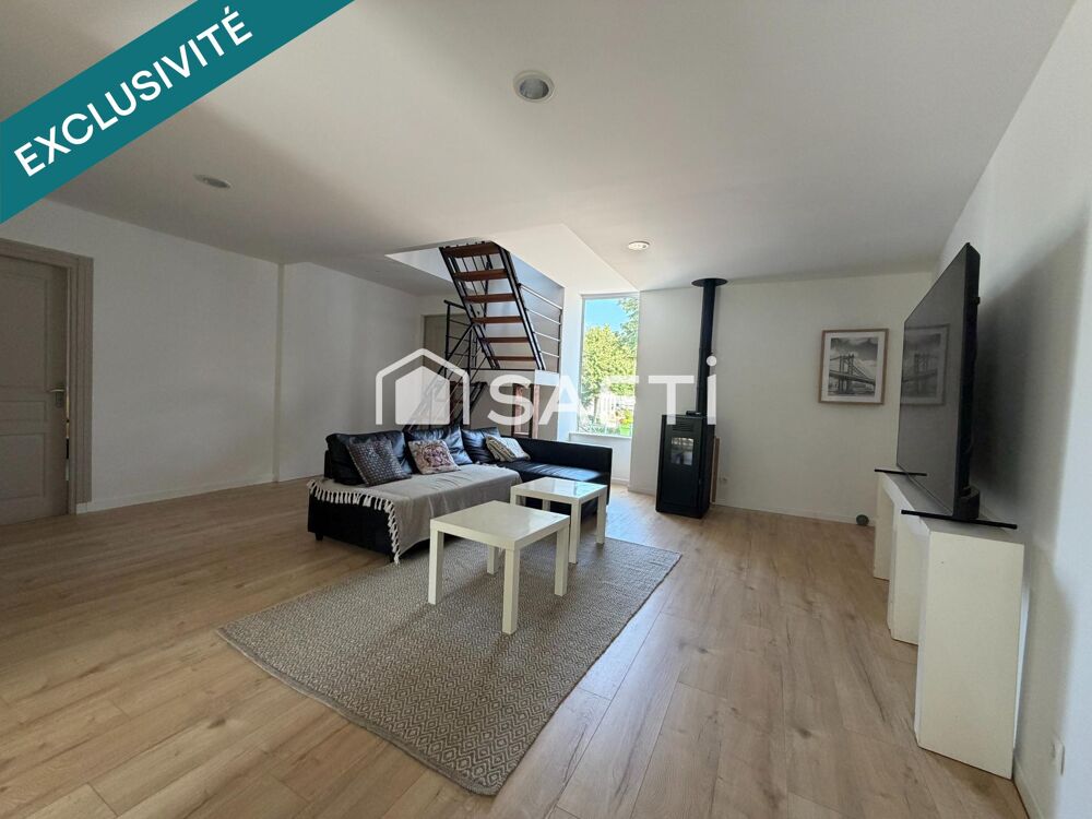 Vente Maison MAISON FAMILLIALE DE 120 M2, 4 CHAMBRES, EN CENTRE BOURG A SAINT ALLOUESTRE Saint-allouestre