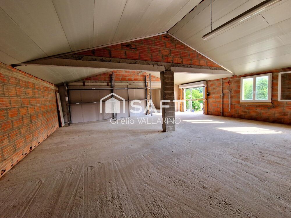 À vendre à Maransin  Bâtiment de 600 m² au fort potentiel