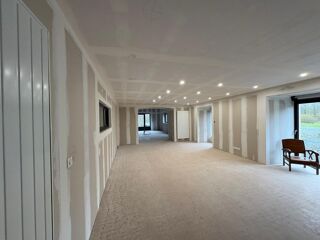  Immeuble à vendre 700 m² Seulline