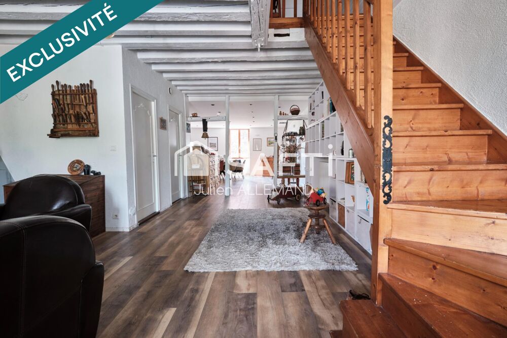 Maison en pierres, offrant de beaux volumes !