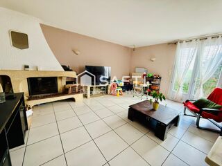  Maison  vendre 6 pices 162 m