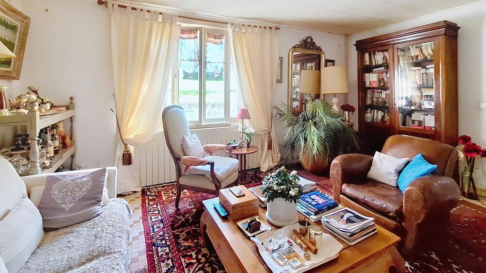 Maison charentaise en moellons