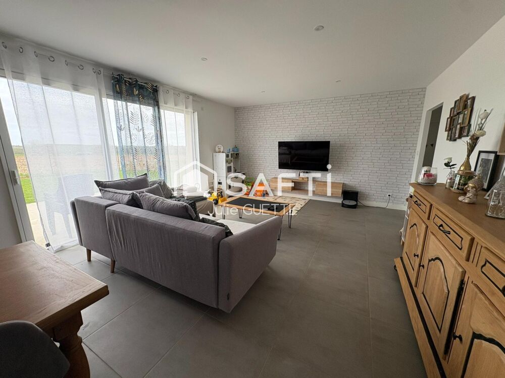 Vente Maison Maison Neuve 123m²- 85210 Fontenay-le-comte