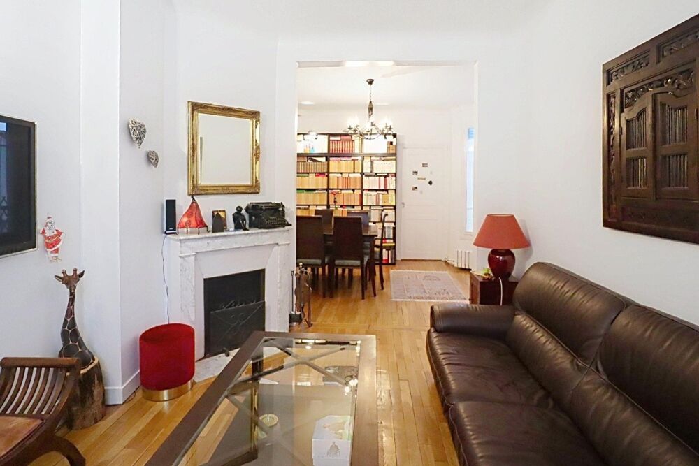 Nogent-sur-Marne hypercentre  84 m² traversant, charme de lancien, 2 chambres + bureau